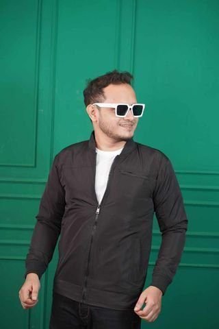 ডেনিম জ্যাকেট